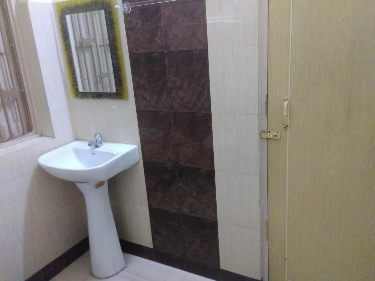 Lake Land Guest House Колката Екстер'єр фото