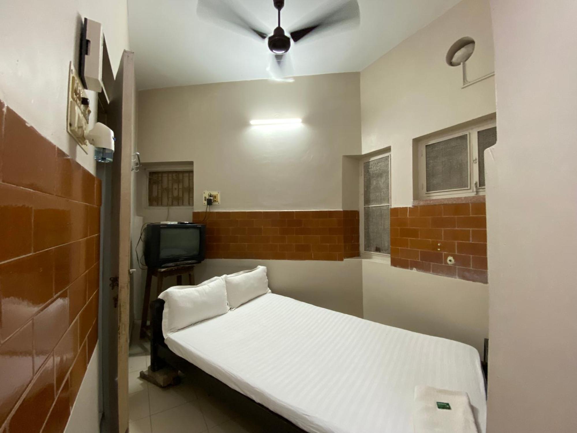 Lake Land Guest House Колката Екстер'єр фото